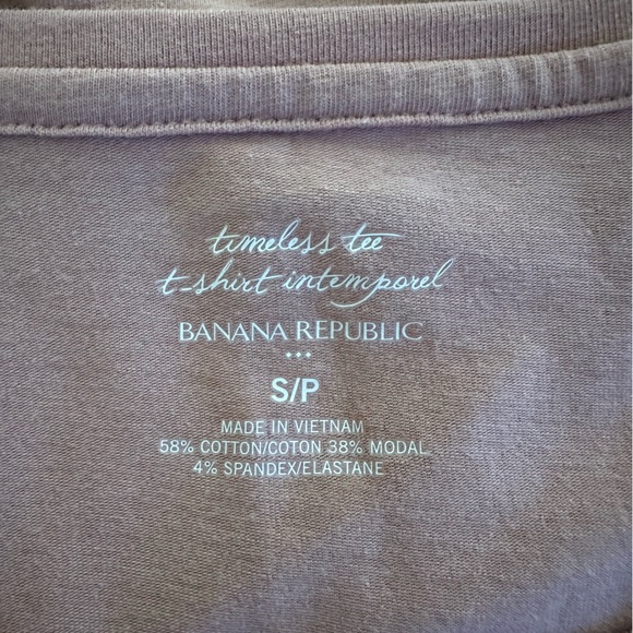 Banana Republic Tee - Picture 3 of 5